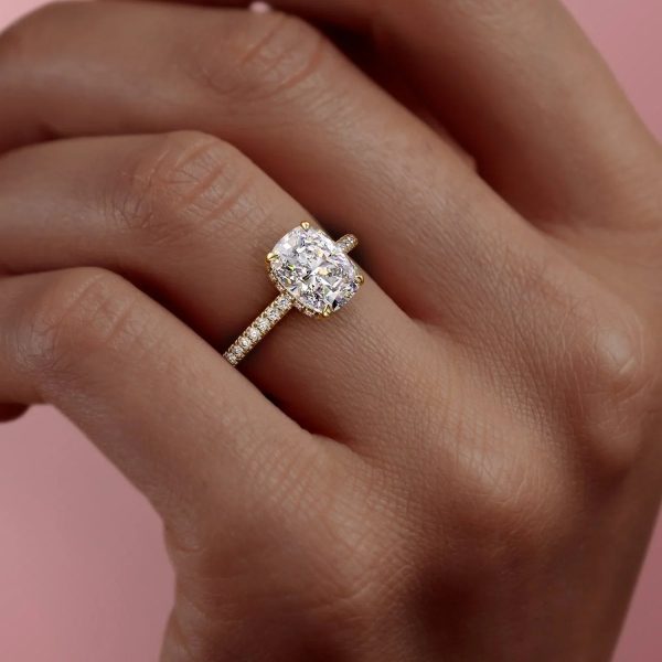 The Aline Set With A 4.5 Carat Elongated Cushion Moissanite Online Sale